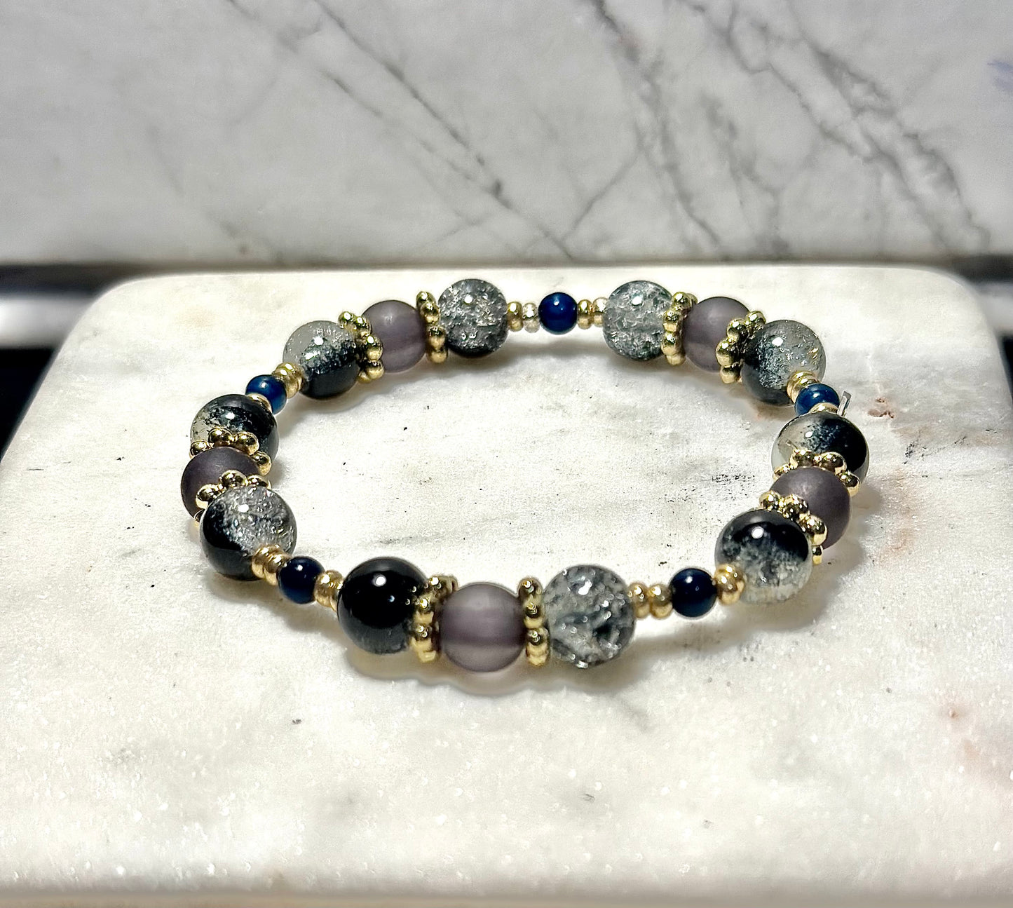 Crystal Bracelet / Crackled Glass / Agate GemStone/ Black & Clear