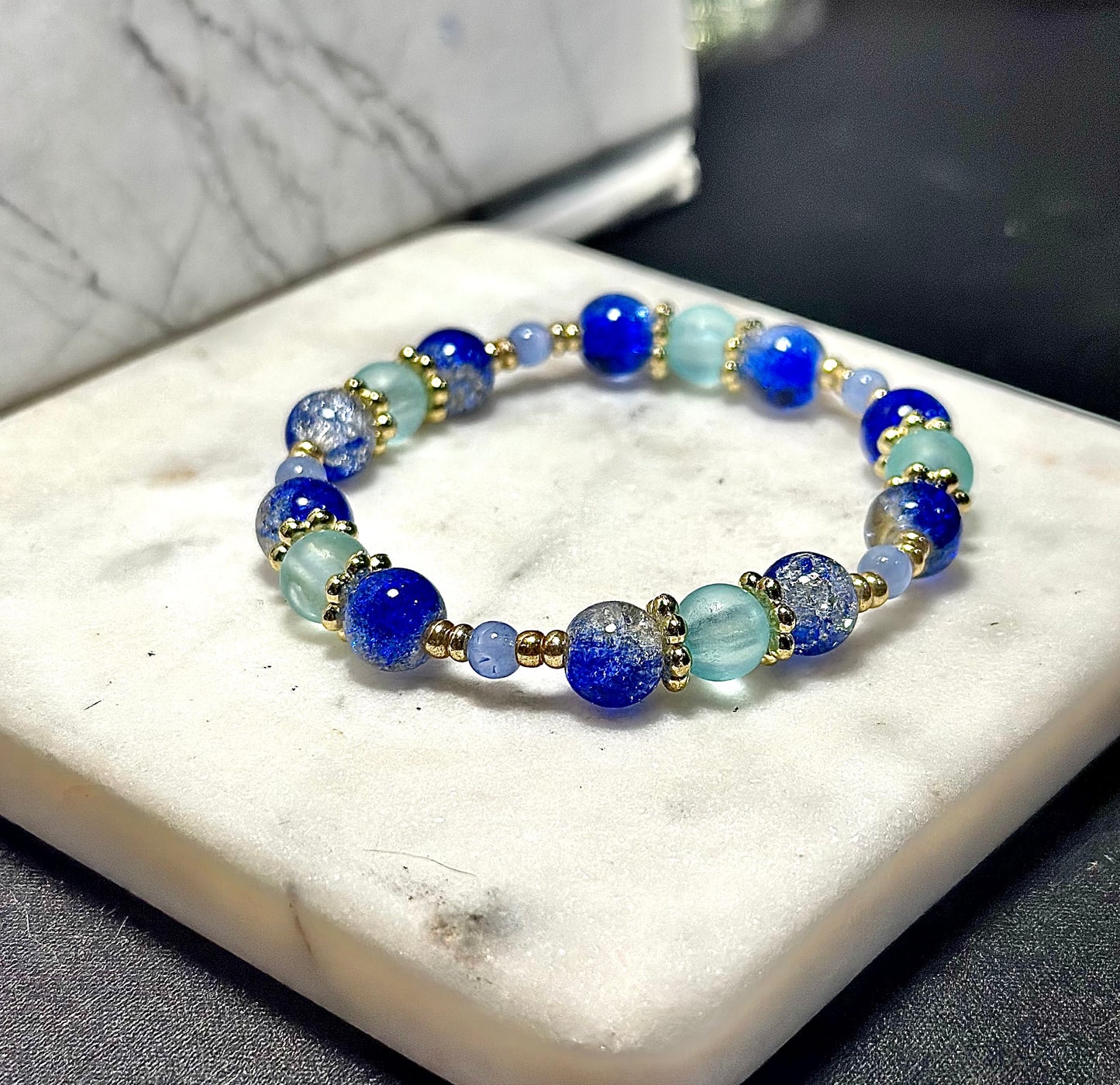 Crystal Bracelet / Crackled Glass / Cat's Eye / Blue &Clear