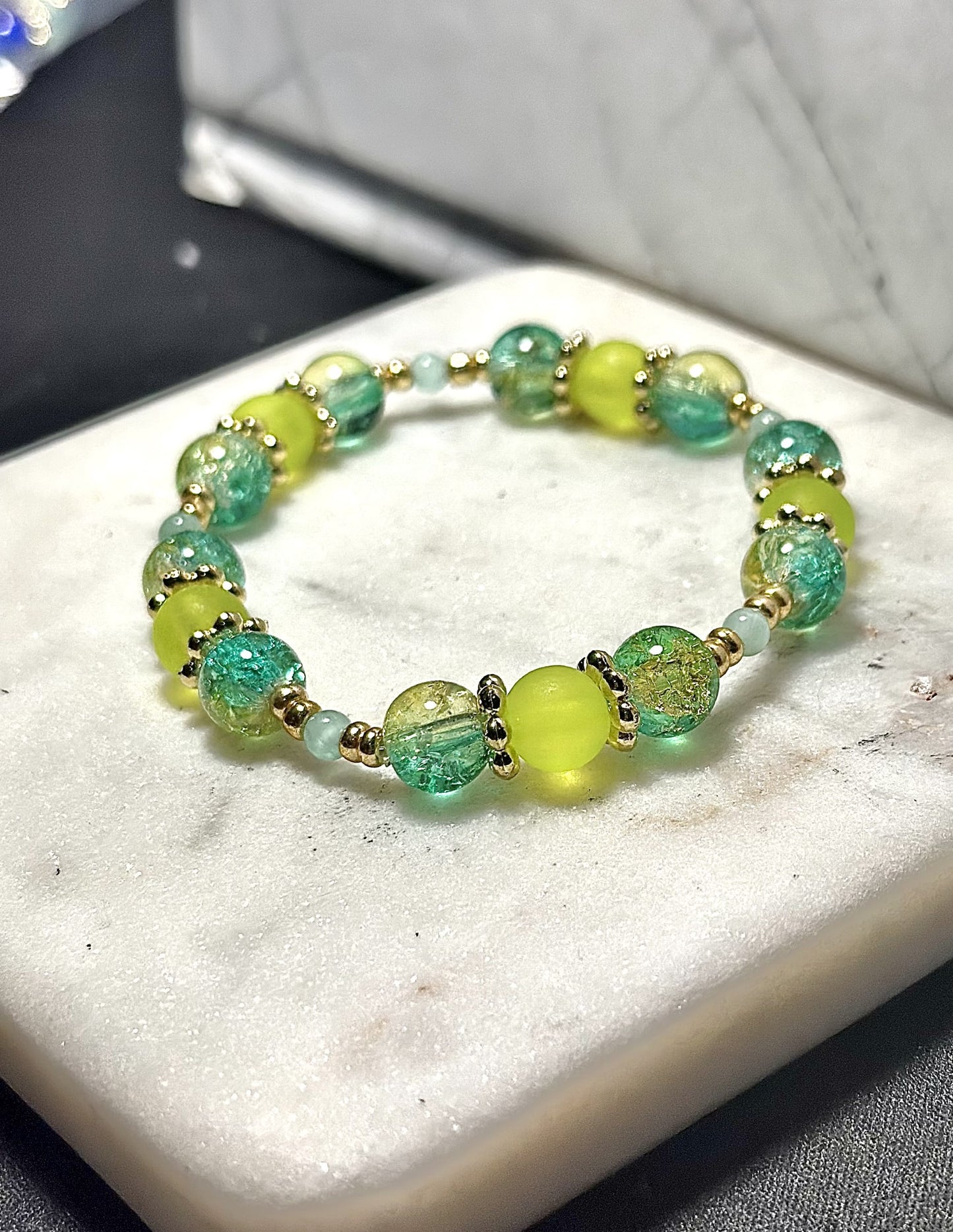 Crystal Bracelet / Crackled Glass / Cat's Eye / Green & yellow