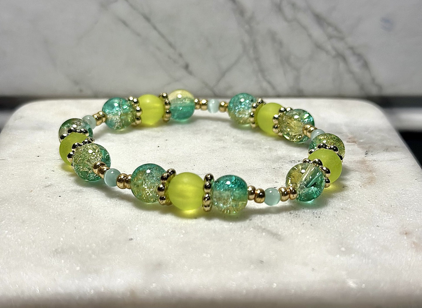 Crystal Bracelet / Crackled Glass / Cat's Eye / Green & yellow